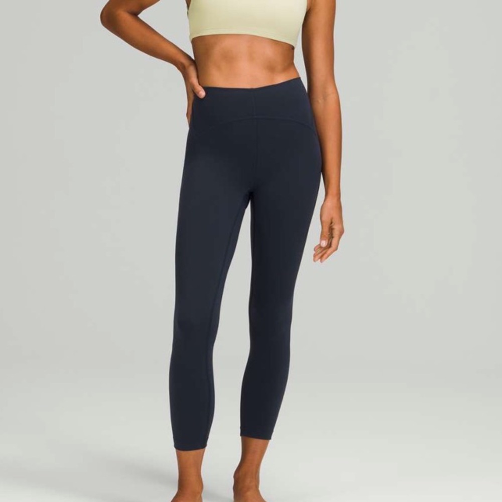 Lululemon Navy Blue Instill High Rise Tight 25" Size 10